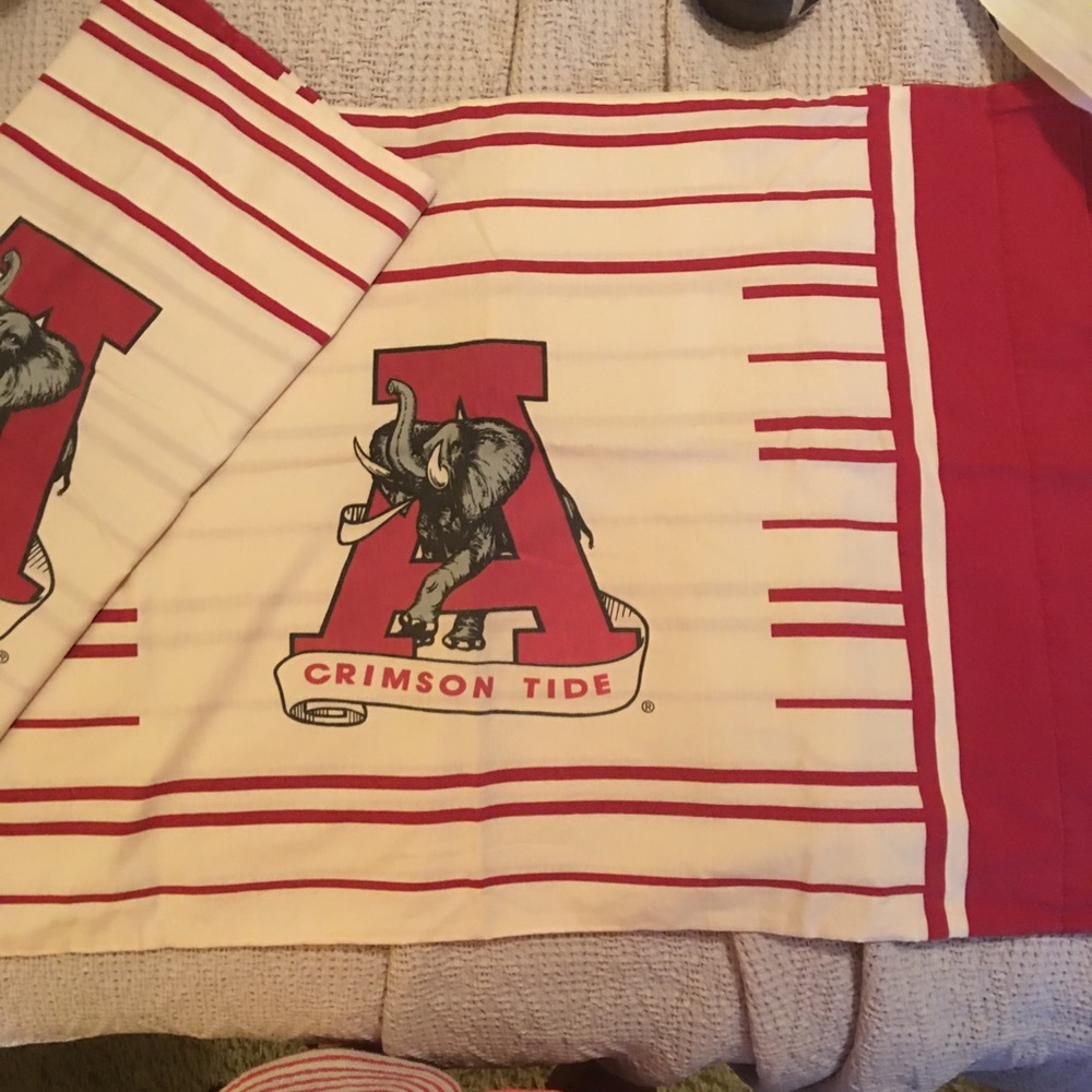 Vintage Crimson Tide pillowcases